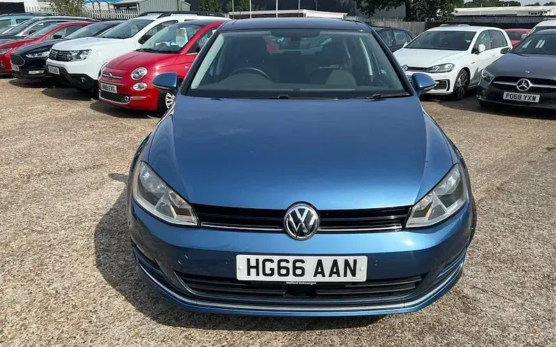 Used VW Golf VII GT 150 HP (110 kW) 2016 Blue Hatchback