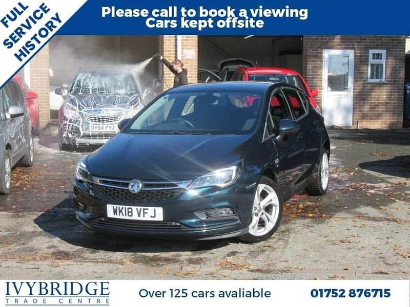 Green Used 2018 Vauxhall Astra SRi Hatchback | £8,495 (Fair price) - Image 1/2