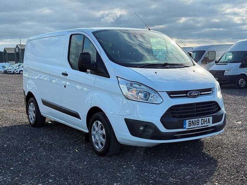 White Used 2018 Ford Transit Custom Trend Van | £8,475 (Good price) - Image 1/3