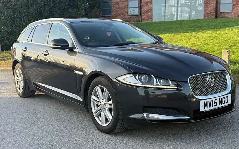 Usado Jaguar XF Luxury 200 HP (147 kW) 2015 Sedan