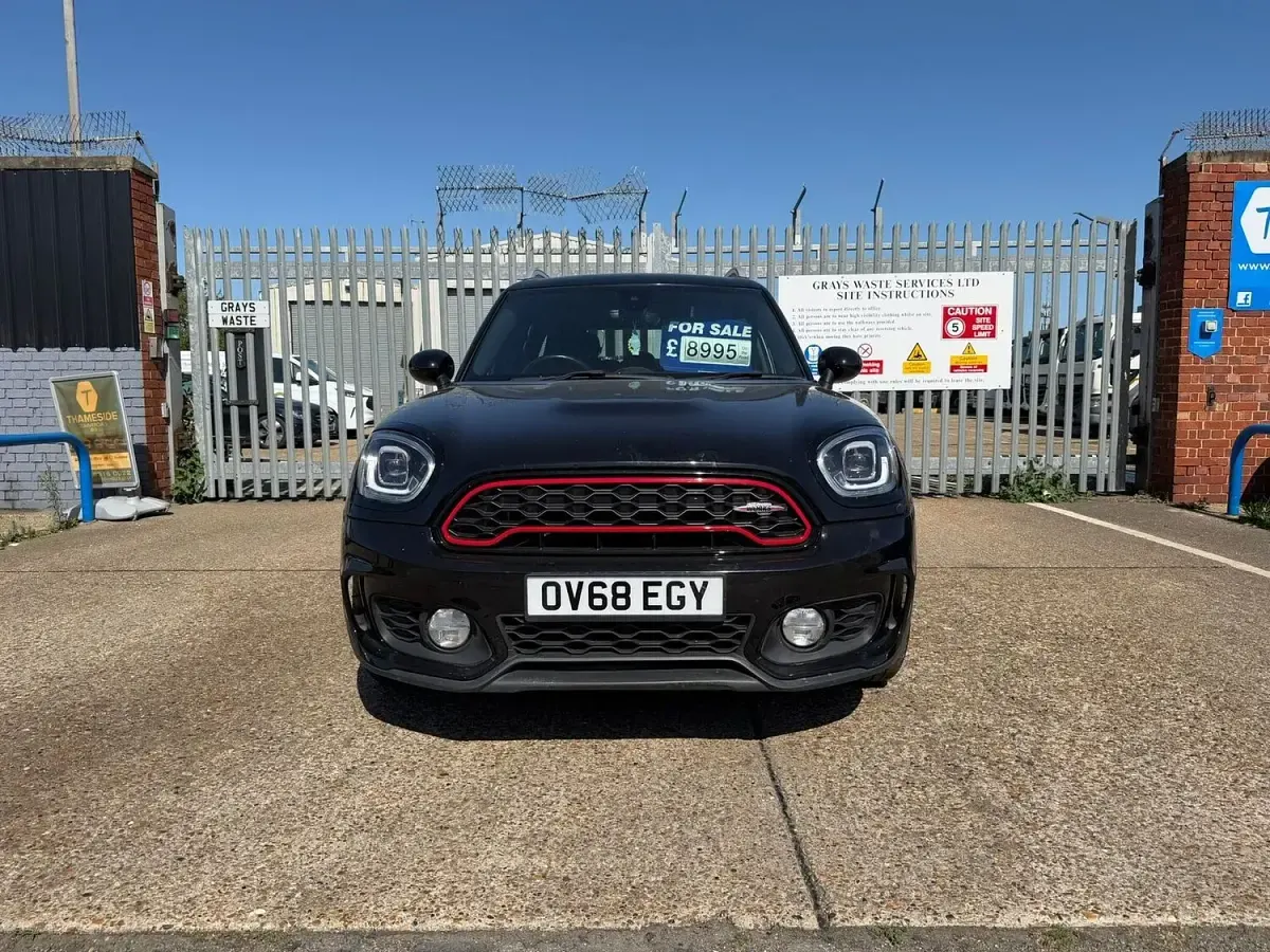 Used Mini Cooper D Countryman 150 HP (110 kW) 2018 Black SUV