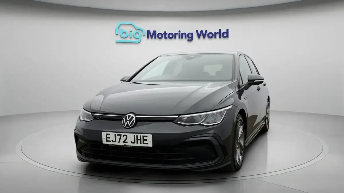 Used VW Golf VIII R-line 131 HP (96 kW) 2023 Grey Hatchback