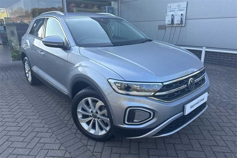Silver Used 2024 VW T-Roc Style SUV | £23,489 (Fair price) - Image 1/4