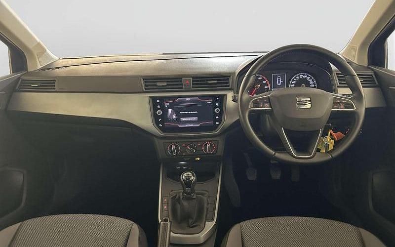 Begagnad Seat Arona SE Technology 95 HK (69 kW) 2021 SUV