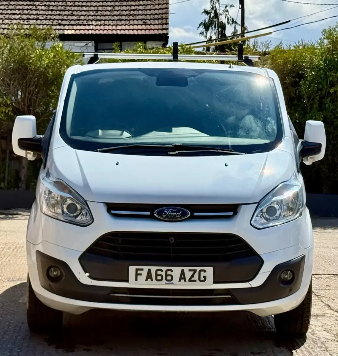 Used Ford Transit Custom Limited 2017 White Van