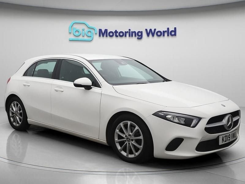 White Used 2019 Mercedes A180 Hatchback | £13,700 (Fair price) - Image 1/4