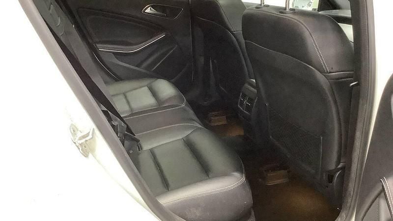 Used Mercedes GLA200 Premium Plus 2016 White SUV