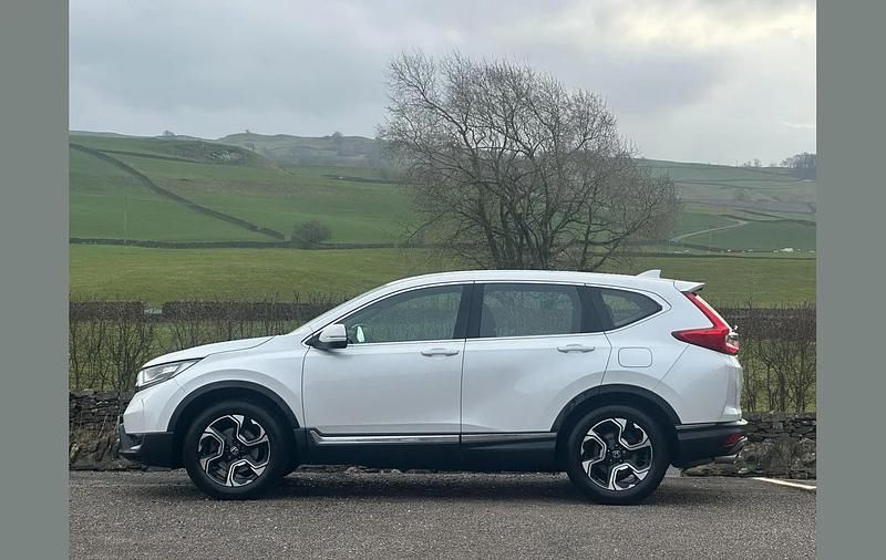Used Honda CR-V SE 173 HP (127 kW) 2018 White SUV