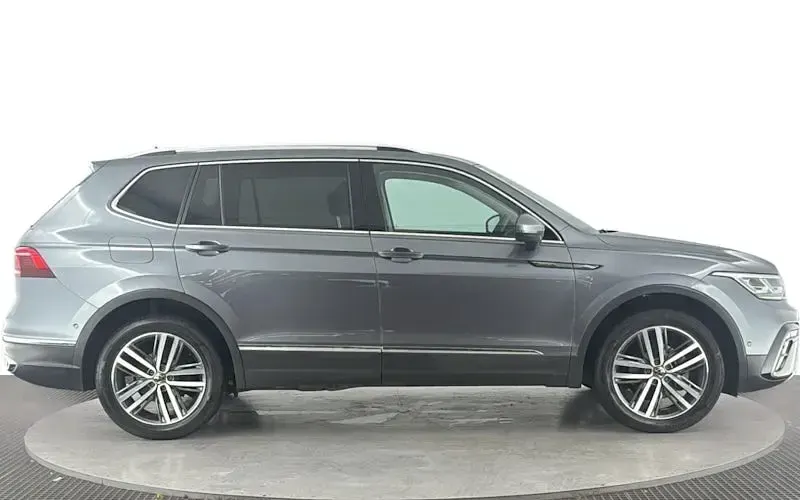 Used VW Tiguan Allspace Elegance 150 HP (110 kW) 2024 SUV