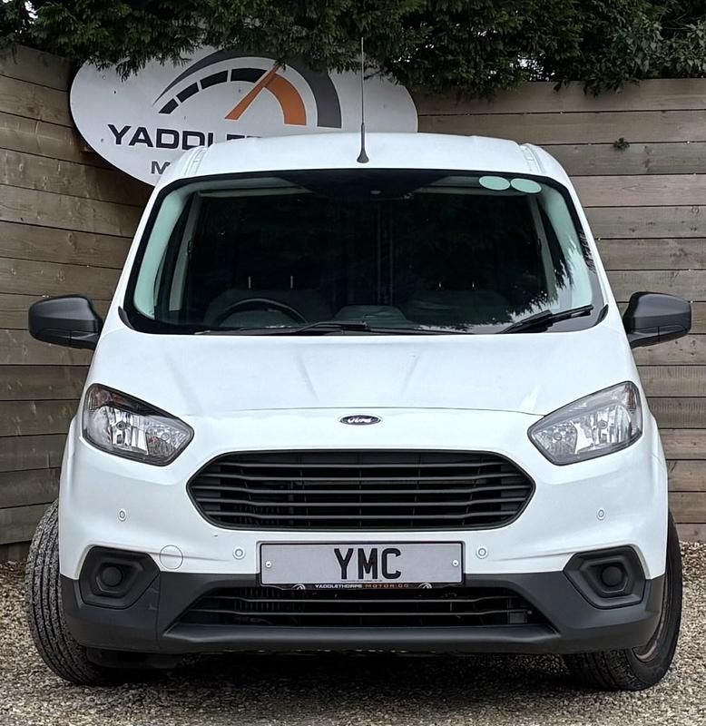 Used Ford Transit 2020 White Sedan