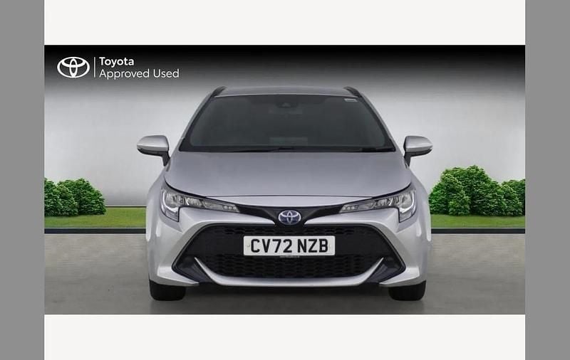 Second-hand Toyota Corolla 121 CP (88 kW) 2023 Argintiu