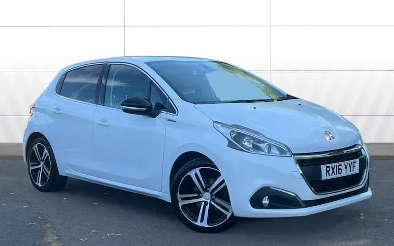 Used Peugeot 208 GT-line 110 HP (80 kW) 2018 Hatchback