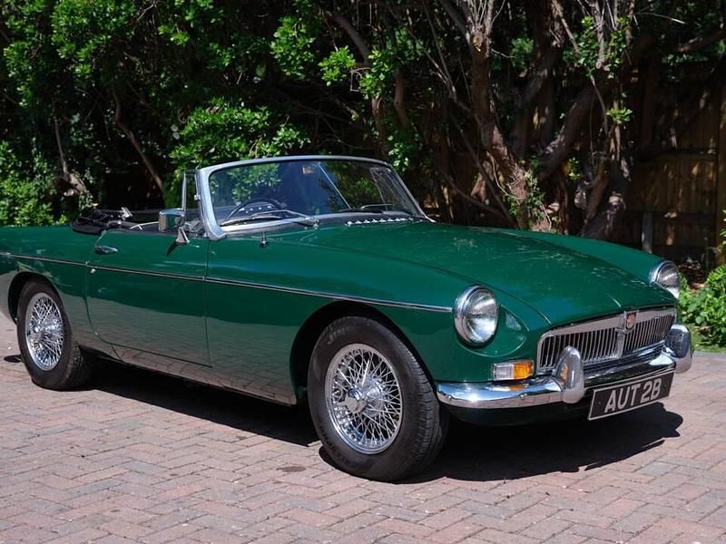 Others Used 1964 MG B Cabriolet | £18,000 - Image 1/4