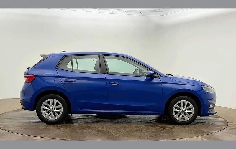 Used Skoda Fabia Comfort 79 HP (58 kW) 2022 Energy blue Hatchback