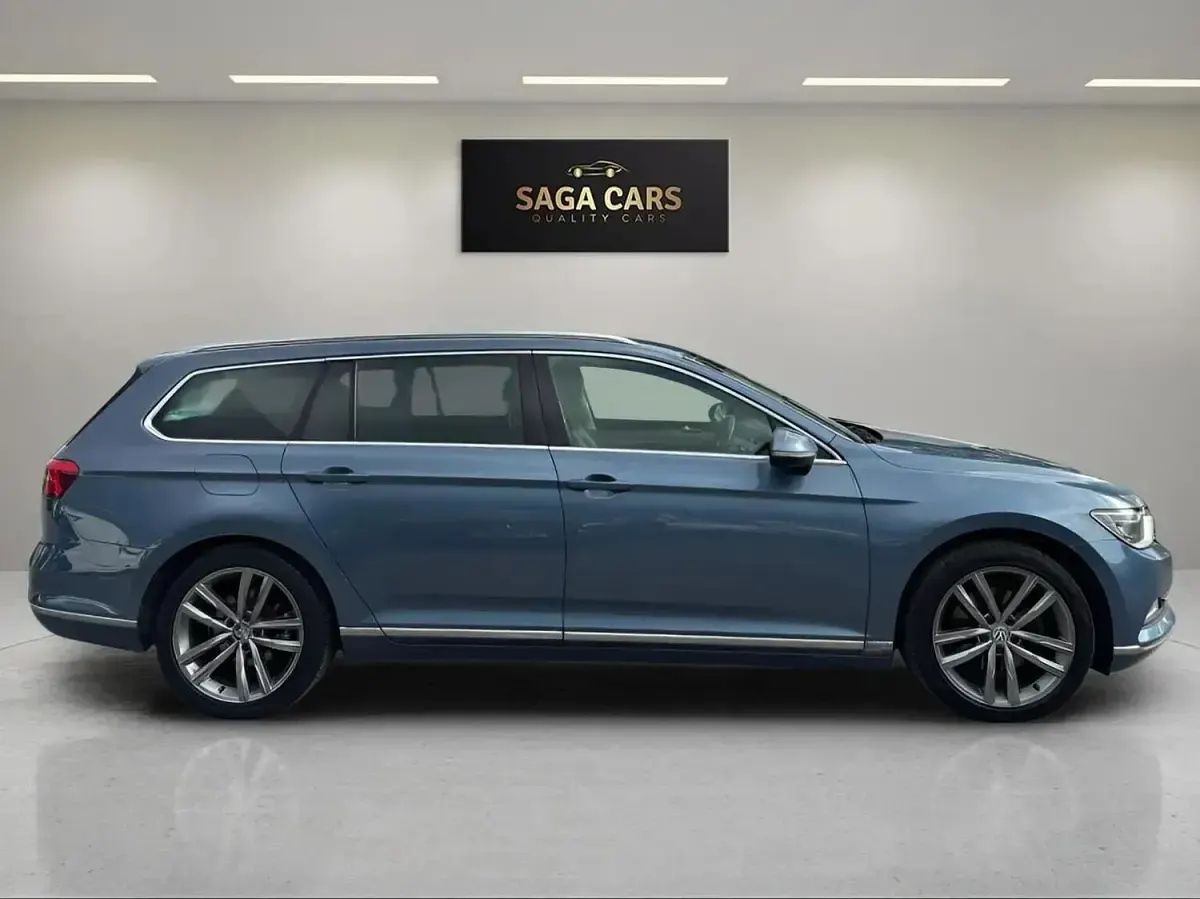 Used VW Passat GT 150 HP (110 kW) 2015 Blue Estate