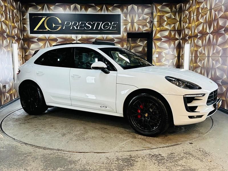 White Used 2016 Porsche Macan GTS SUV | £28,795 (Fair price) - Image 1/3