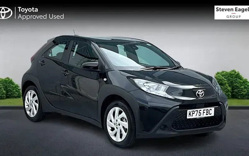 Used Toyota Aygo X PURE 72 HP (52 kW) 2025 SUV