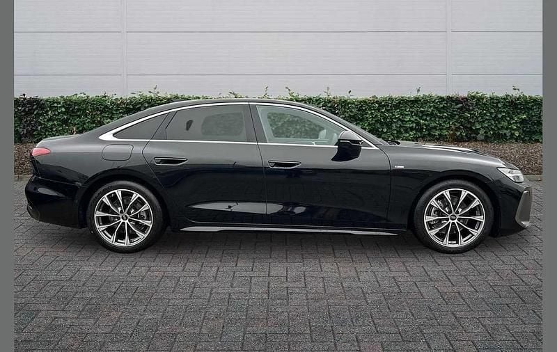 Used Audi A6 S-Line 224 HP (164 kW) 2025 Black Sedan