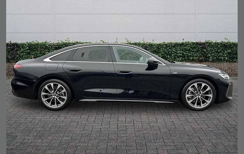 New Audi A6 S-Line 200 HP (147 kW) 2025 Black Sedan