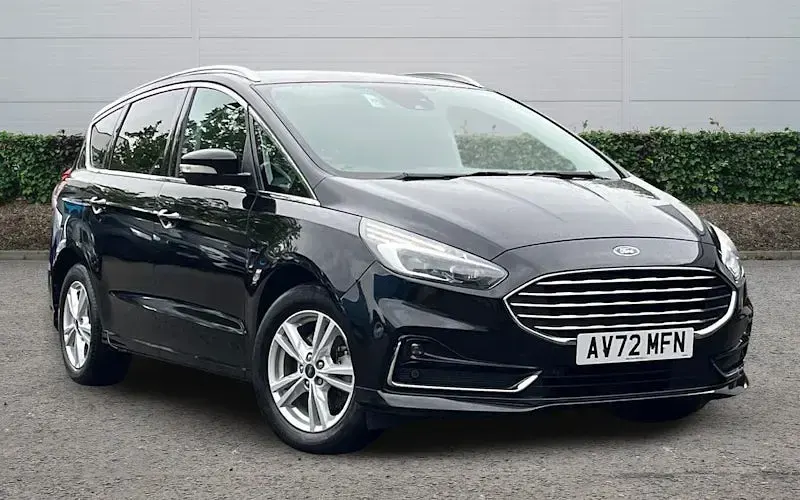 Used Ford S-MAX Titanium 190 HP (139 kW) 2022 MPV
