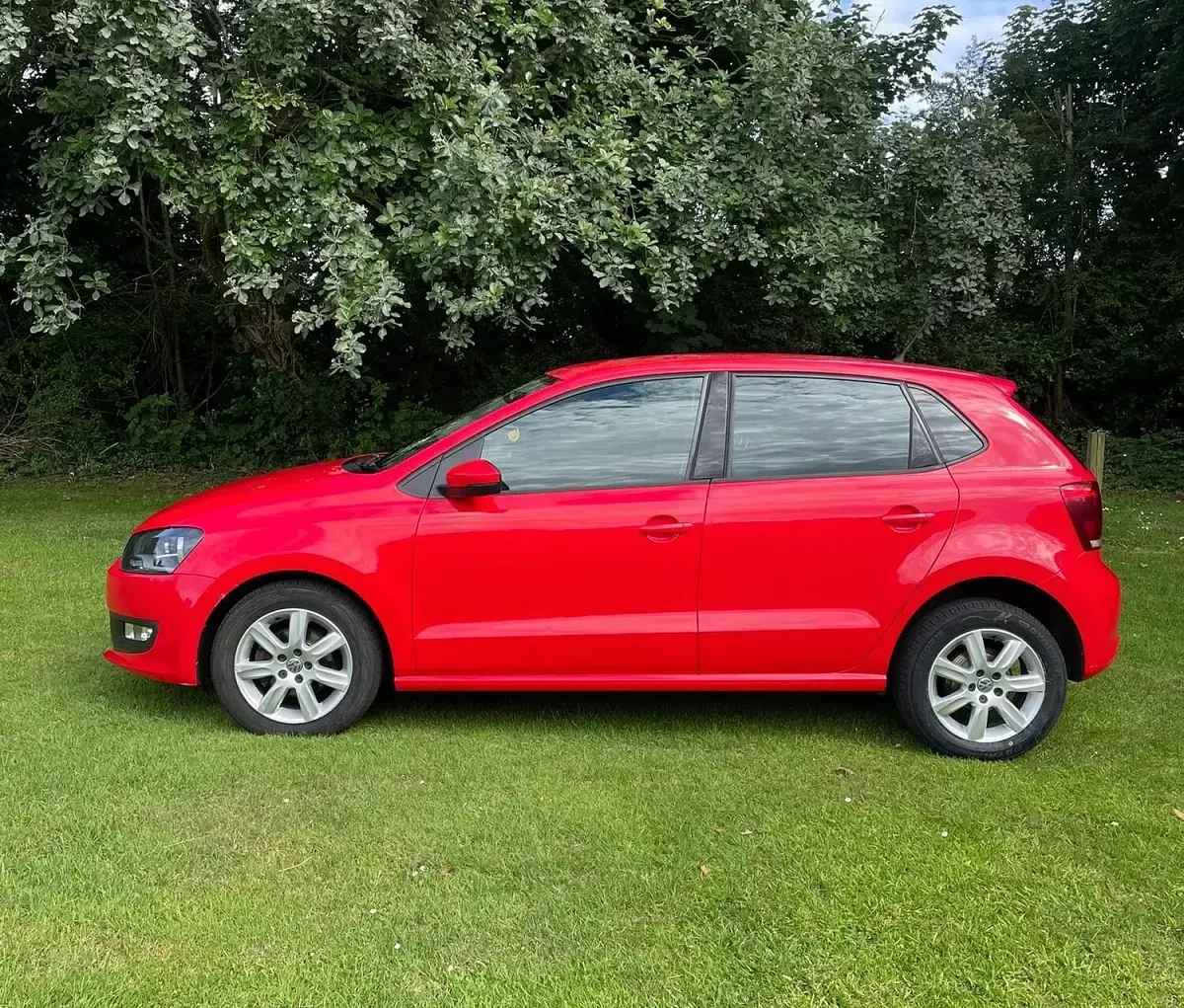 Used VW Polo Match 60 HP (44 kW) 2013 Red Hatchback