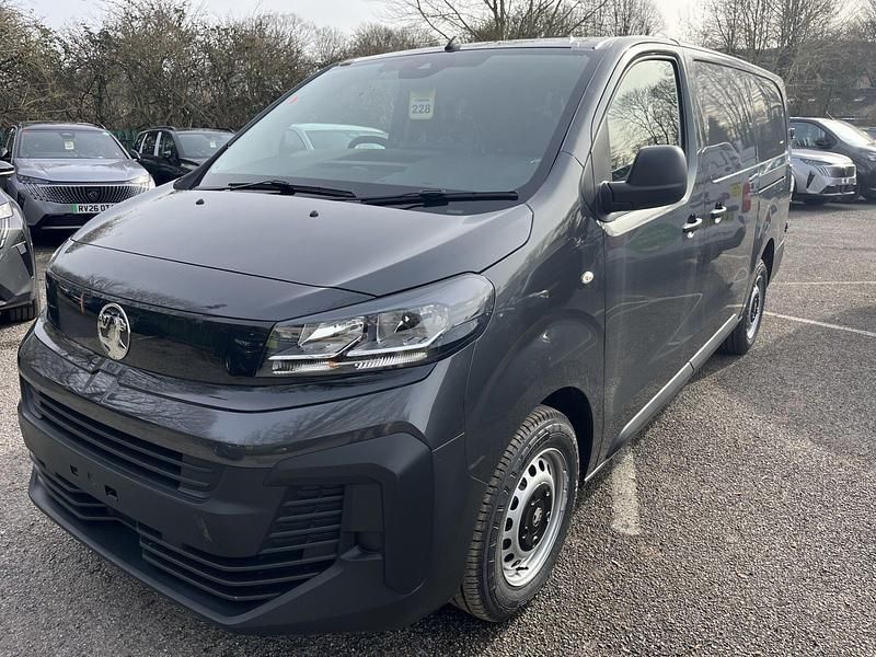 New Vauxhall Vivaro 145 HP (106 kW) 2026 Titanium MPV
