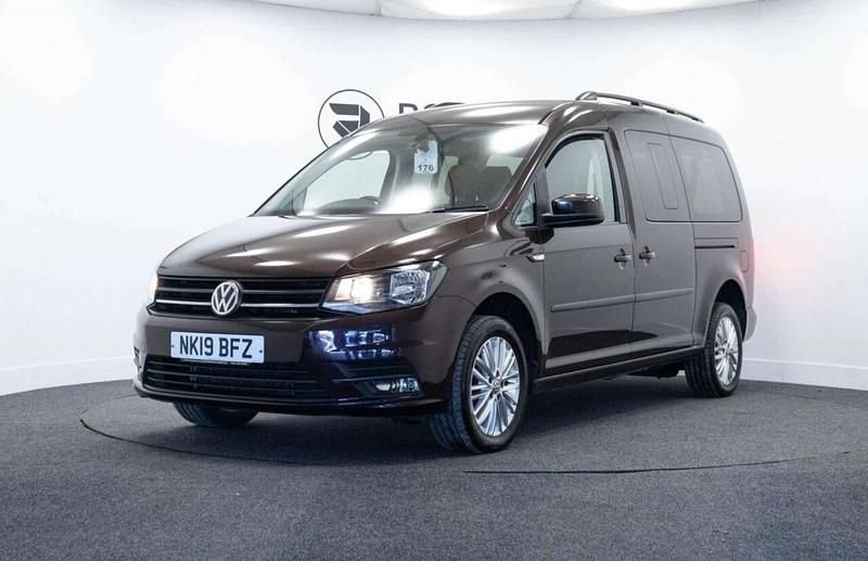 Usado VW Caddy Maxi 2019 Roxo Monovolume