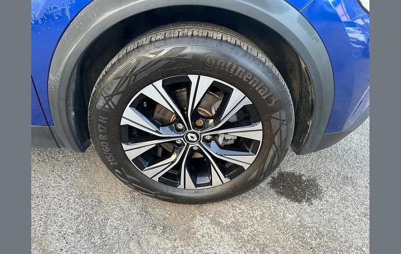 Usado Renault Captur Evolution 143 HP (105 kW) 2023 Azul SUV