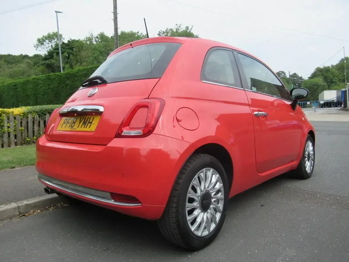 Used Fiat 500 Lounge 69 HP (50 kW) 2018 Pink Hatchback