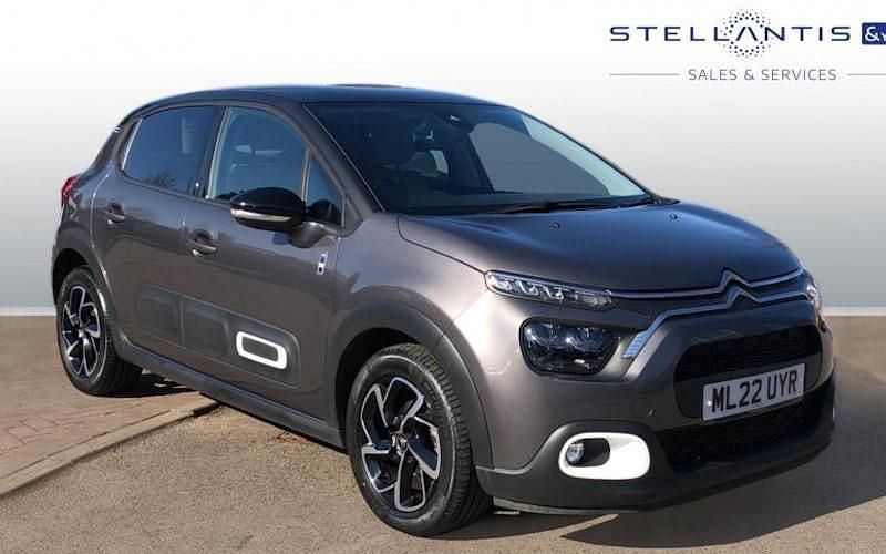 Used Citroën C3 PureTech 83 HP (61 kW) 2022 Red Hatchback