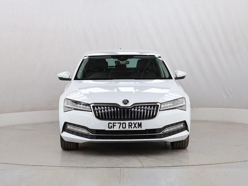 Used Skoda Superb SE L 150 HP (110 kW) 2020 White Hatchback
