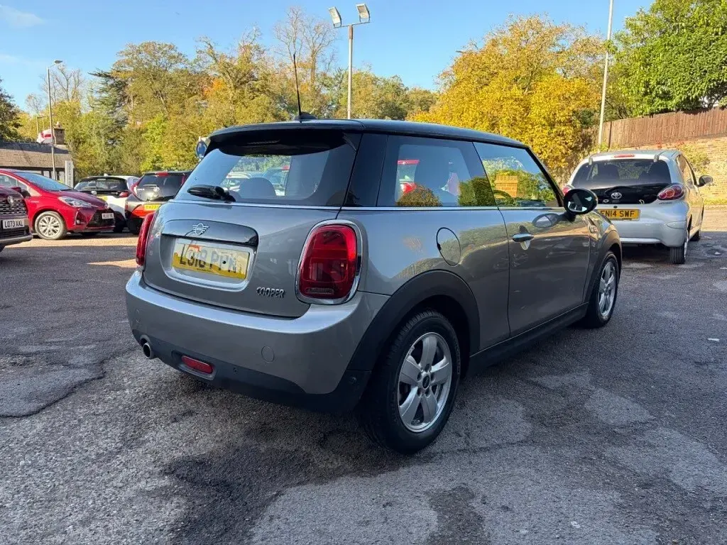 Used Mini Cooper Hatch 2018 Silver Hatchback