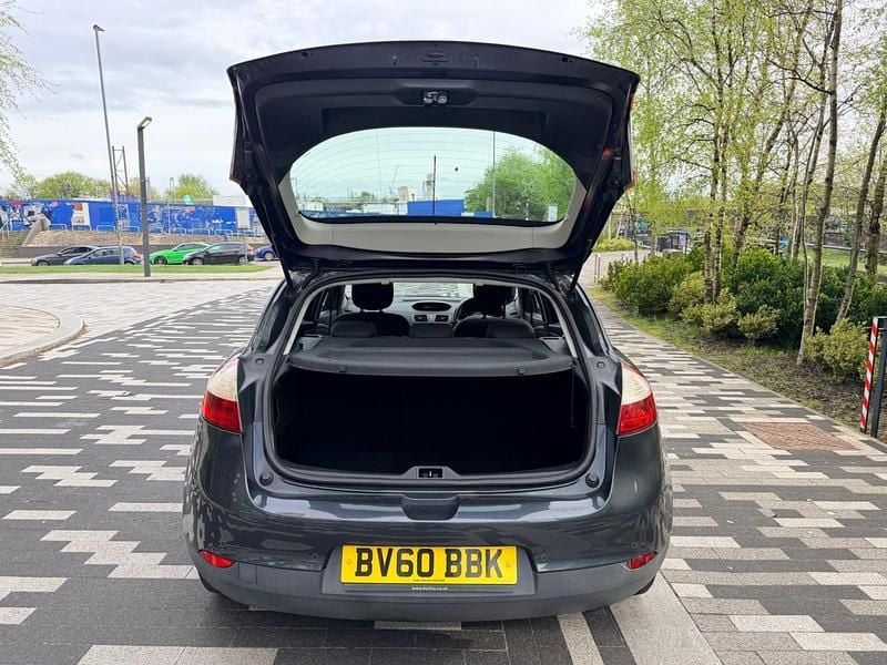 Used Renault Mégane III 110 HP (80 kW) 2010 Grey Hatchback