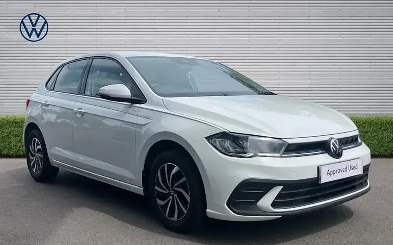 Used VW Polo Life 95 HP (69 kW) 2023 Hatchback