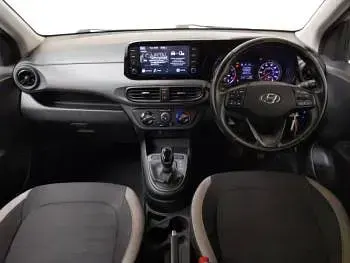 Used Hyundai i10 SE 67 HP (49 kW) 2021 Silver Hatchback
