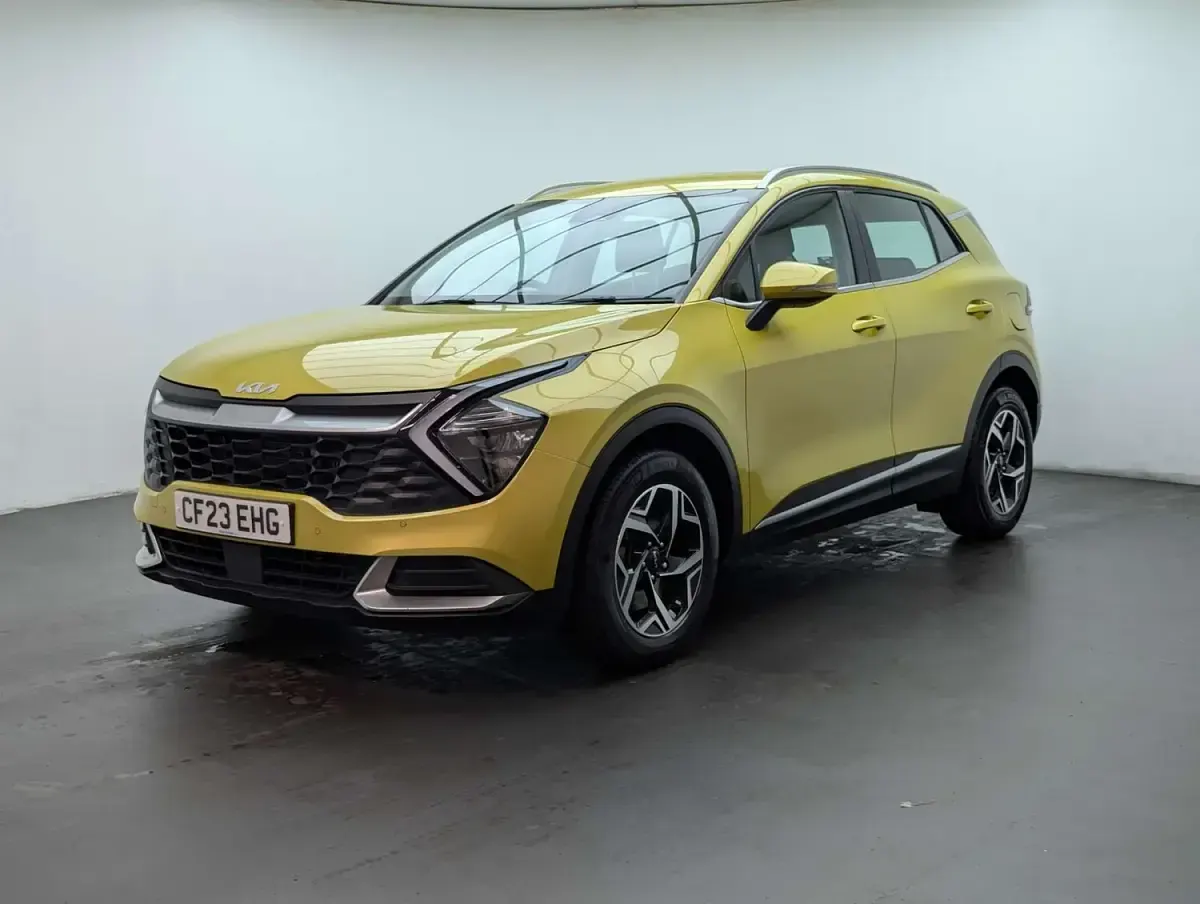 Used Kia Sportage 2023 Yellow SUV