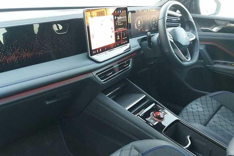 Used VW Tiguan R-line 150 HP (110 kW) 2025 Dolphin grey SUV