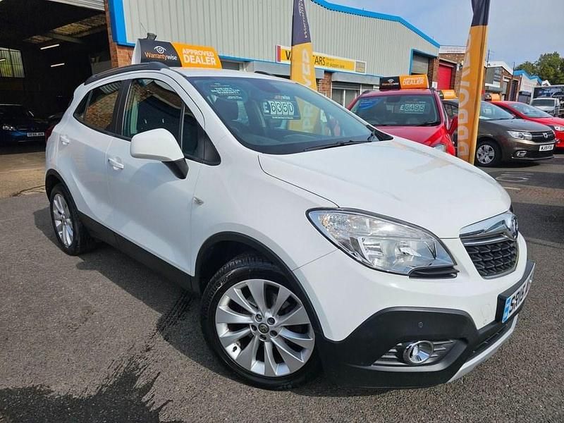 White Used 2015 Vauxhall Mokka SUV | £6,350 (Fair price) - Image 1/4