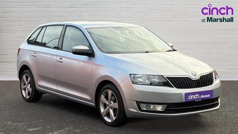 Used Skoda Rapid SE 90 HP (66 kW) 2017 Silver Hatchback