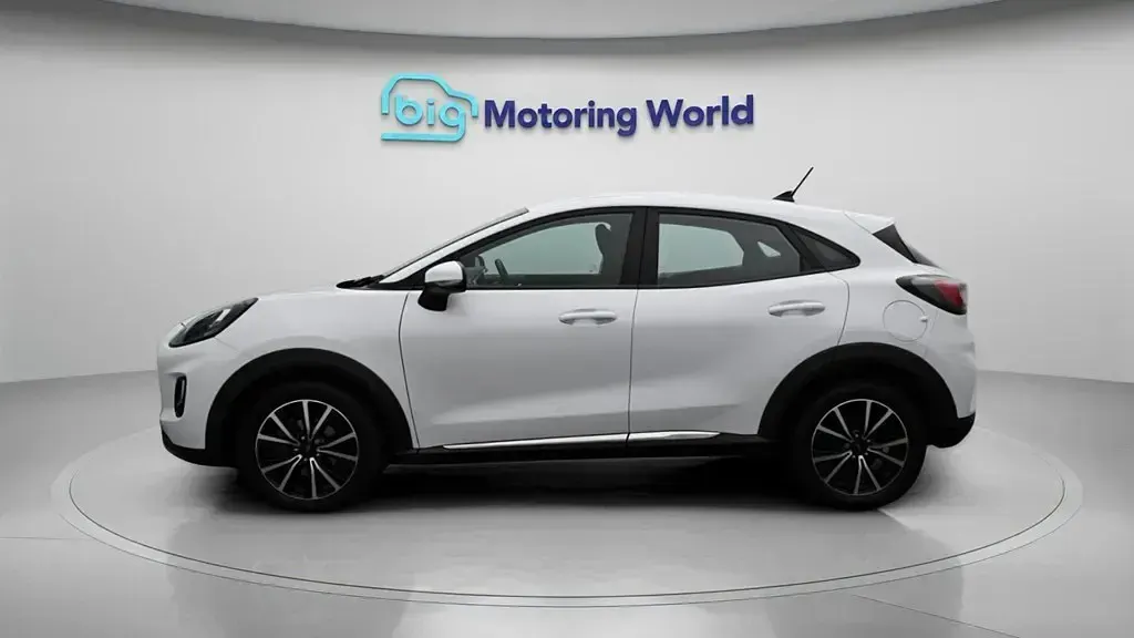 Used Ford Puma Titanium 155 HP (114 kW) 2023 White SUV