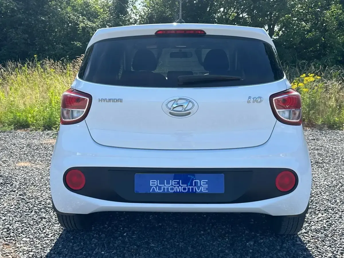 Used Hyundai i10 Premium 2018 White Hatchback