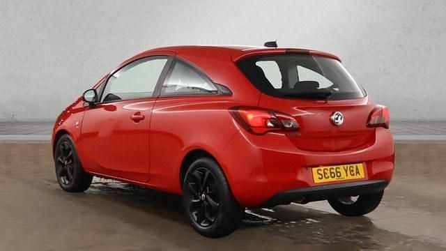 Used Vauxhall Corsa SRi 90 HP (66 kW) 2015 Red Hatchback