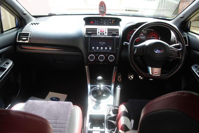 Image 3/4
