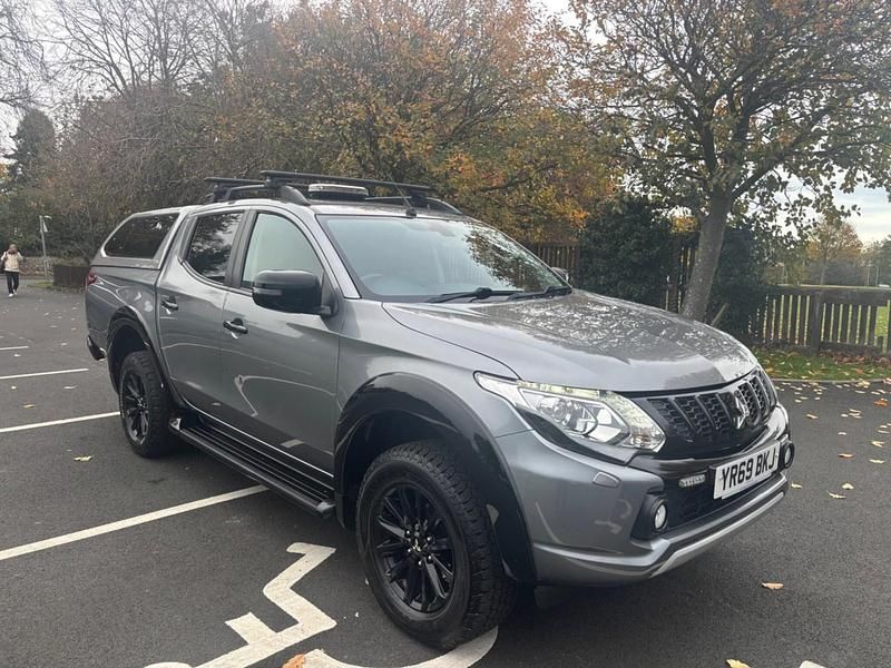 Grey Used 2019 Mitsubishi L200 Top Pickup | £16,995 (Expensive) - Image 1/4