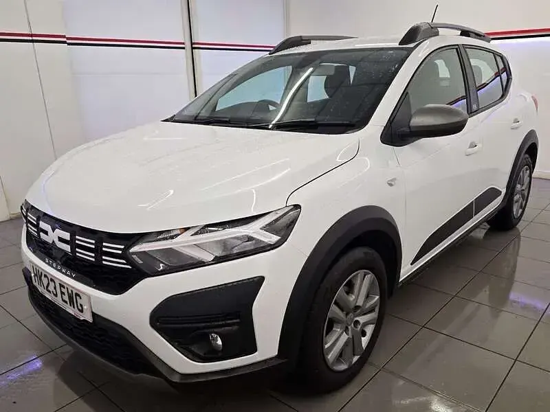 Used Dacia Sandero Expression 2023 White Hatchback