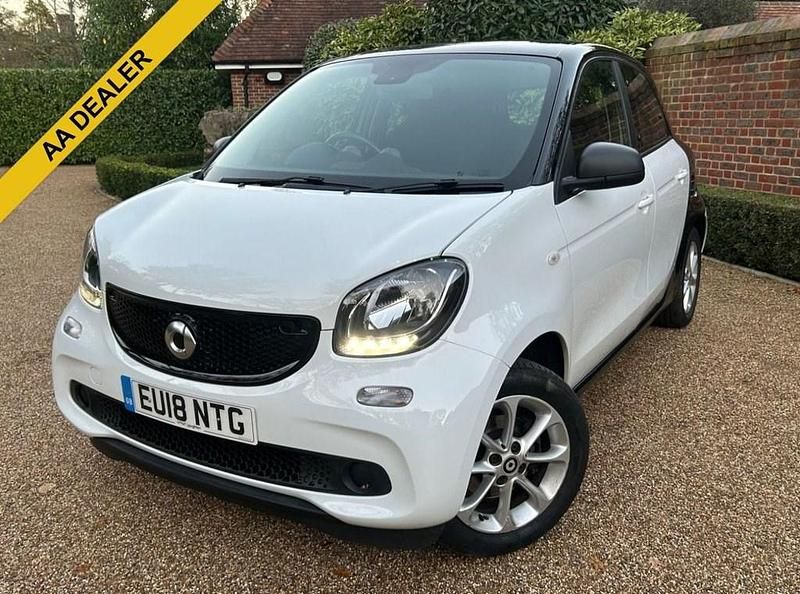 Black Used 2018 Smart ForFour Passion Hatchback | £8,295 (Fair price) - Image 1/4