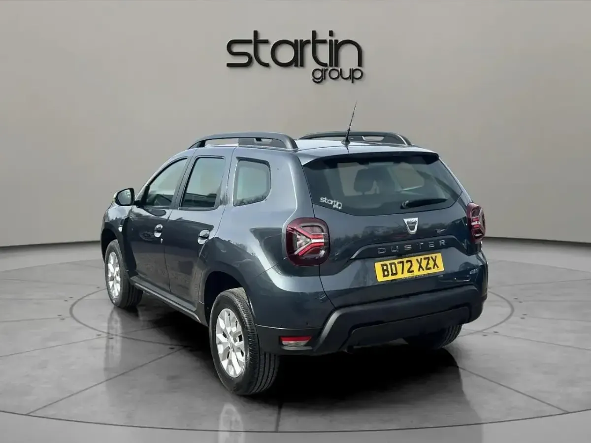 Second-hand Dacia Duster Comfort 91 CP (66 kW) 2022 Gri SUV