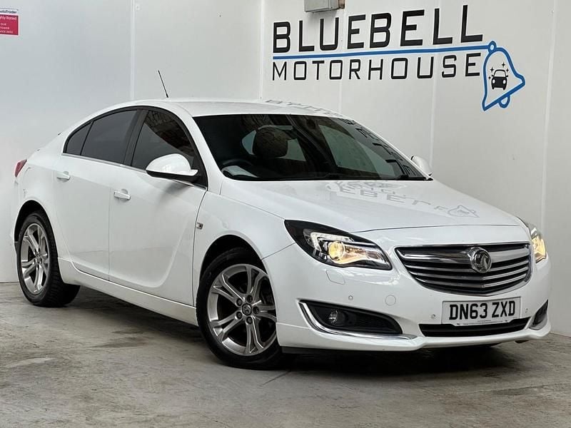 White Used 2013 Vauxhall Insignia Edition Hatchback | £3,750 (Fair price) - Image 1/3