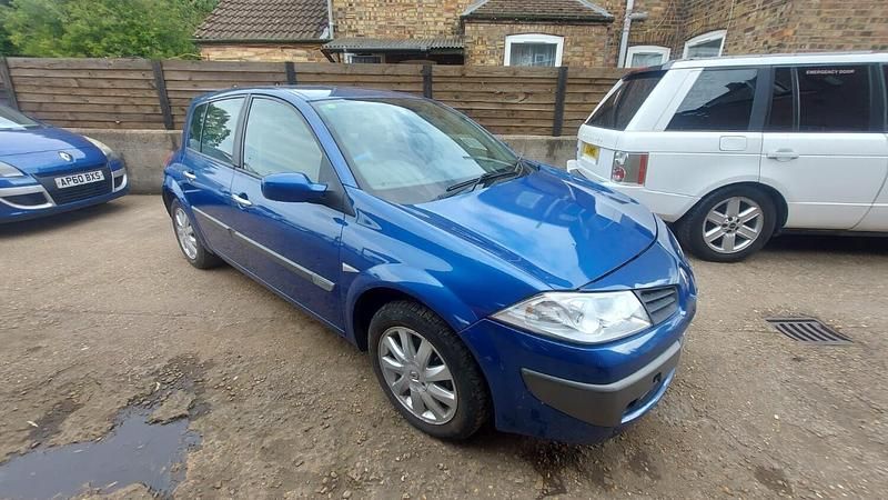 Used Renault Mégane II Dynamique 2006 Blue Hatchback