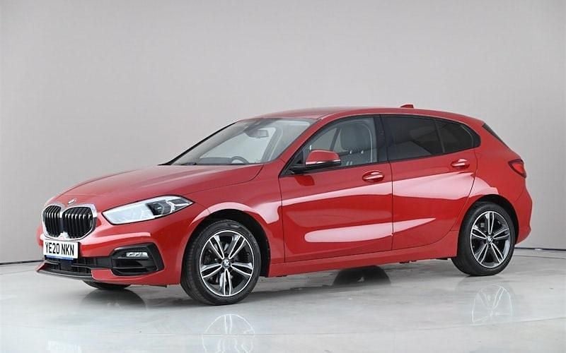 Used BMW 118 Sport Line 140 HP (102 kW) 2020 Red Hatchback